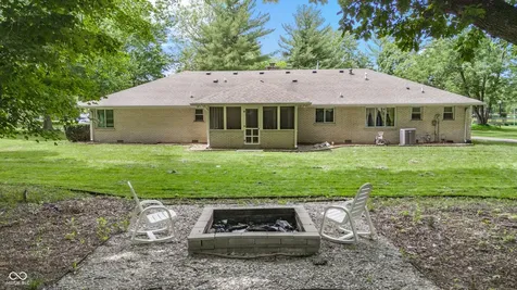 8114 Black Oak Drive Plainfield IN 46168