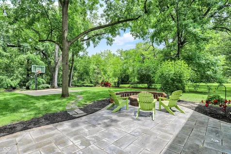 4610 E 71st Street Indianapolis IN 46220