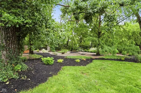 4610 E 71st Street Indianapolis IN 46220