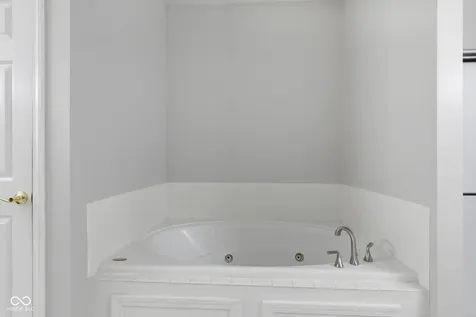 12470 Calluna Court Fishers IN 46037