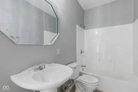12470 Calluna Court Fishers IN 46037
