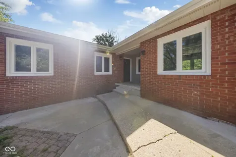 1204 Orchard Drive Covington IN 47932
