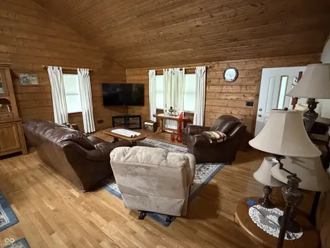 1274 Twin Ponds Road Bedford IN 47421