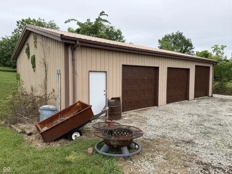1274 Twin Ponds Road Bedford IN 47421