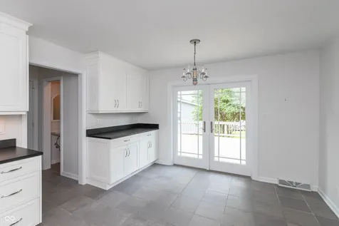 7454 Avalon Trail Road Indianapolis IN 46250