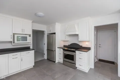 7454 Avalon Trail Road Indianapolis IN 46250