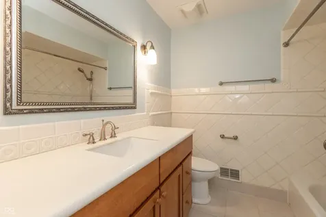 7454 Avalon Trail Road Indianapolis IN 46250