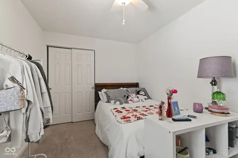 3035 Arrowroot Lane Indianapolis IN 46239