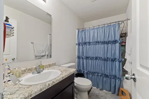 3035 Arrowroot Lane Indianapolis IN 46239
