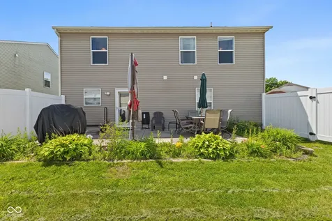 3035 Arrowroot Lane Indianapolis IN 46239