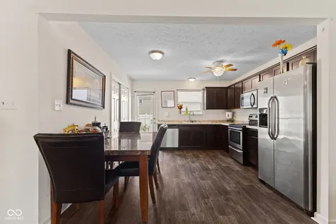 3035 Arrowroot Lane Indianapolis IN 46239