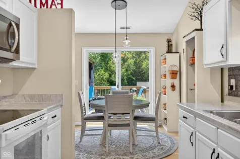 7373 S Woodruff Lane Nineveh IN 46164