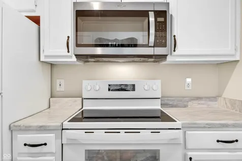 7373 S Woodruff Lane Nineveh IN 46164