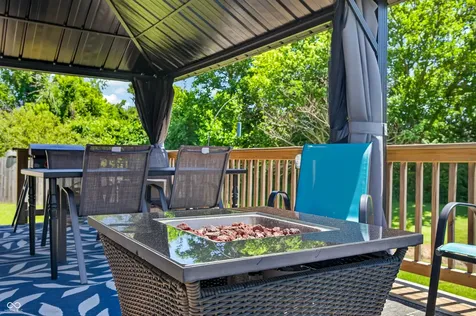 7373 S Woodruff Lane Nineveh IN 46164