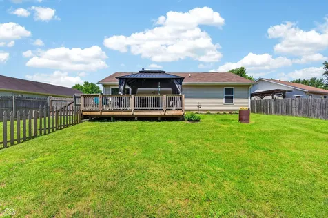 7373 S Woodruff Lane Nineveh IN 46164