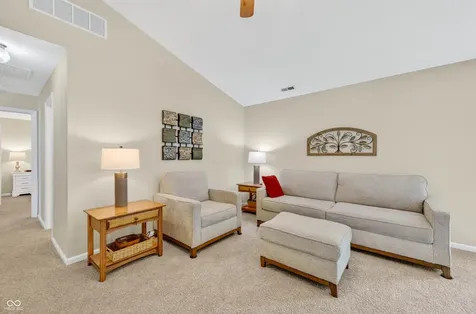 7373 S Woodruff Lane Nineveh IN 46164