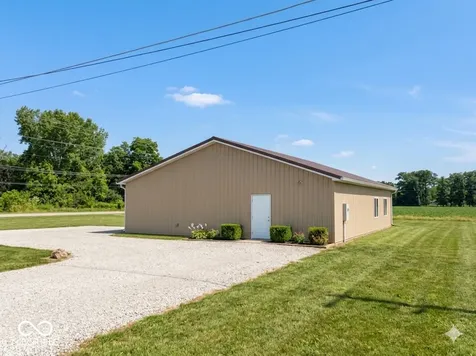 5879 S State Road 3 Spiceland IN 47385