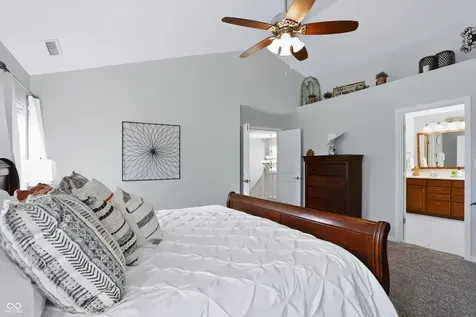 5517 W Stoneview Trail Mccordsville IN 46055