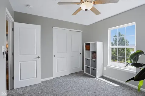 5517 W Stoneview Trail Mccordsville IN 46055