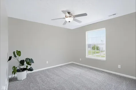 5517 W Stoneview Trail Mccordsville IN 46055