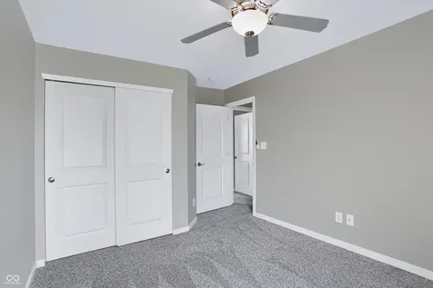5517 W Stoneview Trail Mccordsville IN 46055