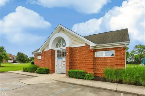 5517 W Stoneview Trail Mccordsville IN 46055