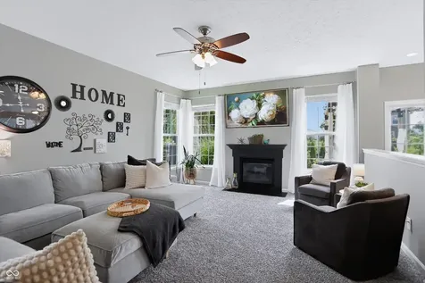 5517 W Stoneview Trail Mccordsville IN 46055