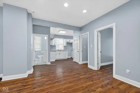 1052 W 35th Street Indianapolis IN 46208