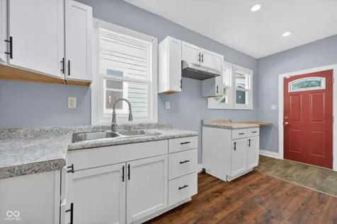 1052 W 35th Street Indianapolis IN 46208