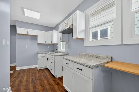 1052 W 35th Street Indianapolis IN 46208