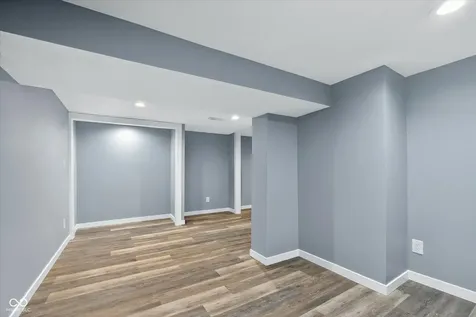 1052 W 35th Street Indianapolis IN 46208