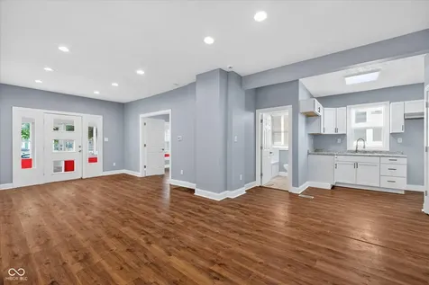 1052 W 35th Street Indianapolis IN 46208