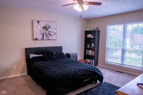 7862 Hunters Path Indianapolis IN 46214