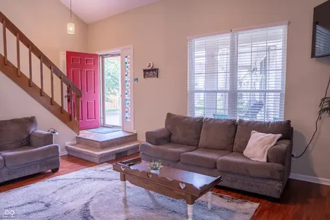 7862 Hunters Path Indianapolis IN 46214