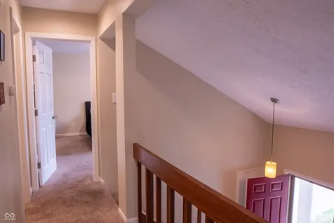 7862 Hunters Path Indianapolis IN 46214