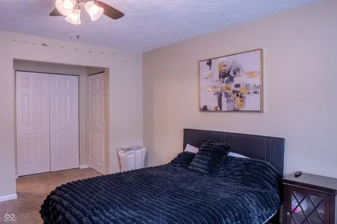 7862 Hunters Path Indianapolis IN 46214