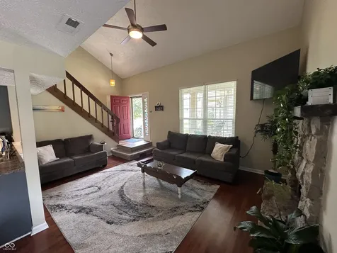 7862 Hunters Path Indianapolis IN 46214