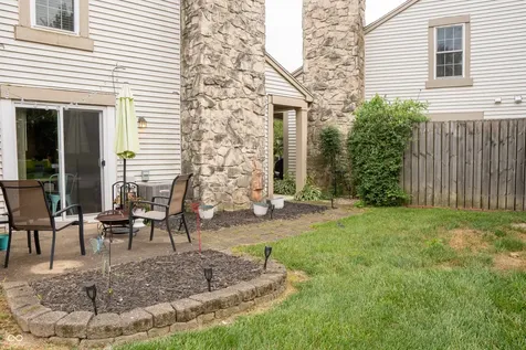 7862 Hunters Path Indianapolis IN 46214