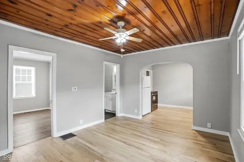 4224 Evanston Avenue Indianapolis IN 46205