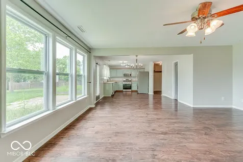10625 Gathering Drive Indianapolis IN 46259