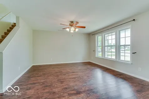 10625 Gathering Drive Indianapolis IN 46259