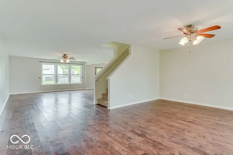 10625 Gathering Drive Indianapolis IN 46259