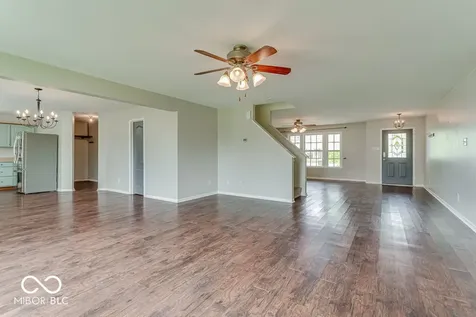 10625 Gathering Drive Indianapolis IN 46259