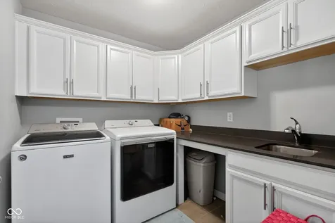 15577 Whelchel Drive Fishers IN 46037