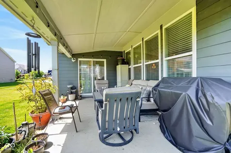 15577 Whelchel Drive Fishers IN 46037