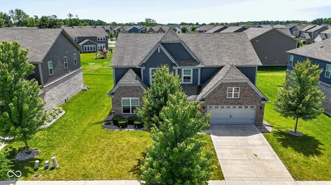 15577 Whelchel Drive Fishers IN 46037