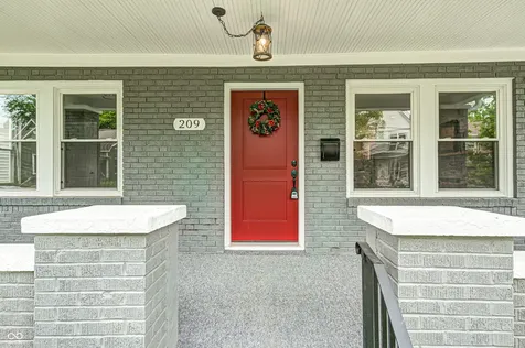 209 N Hamilton Avenue Indianapolis IN 46201