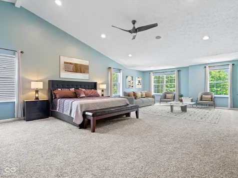 19215 Searay Drive Noblesville IN 46060