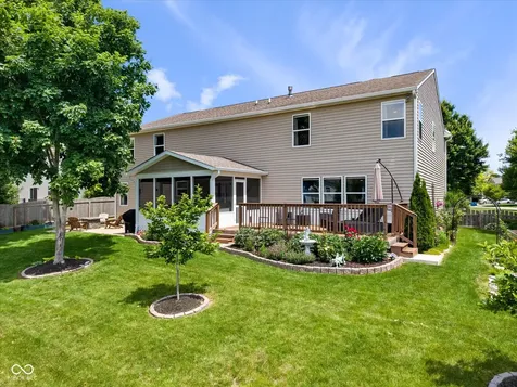 19215 Searay Drive Noblesville IN 46060