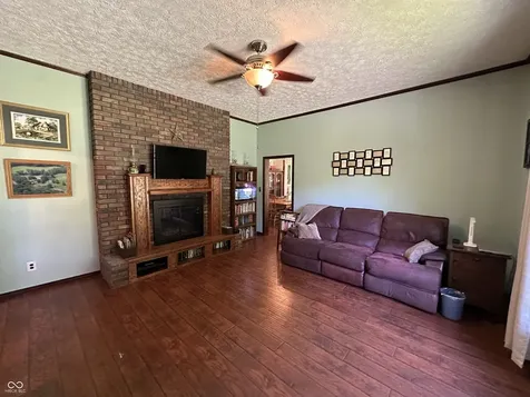 938 W 425 S Rockville IN 47872